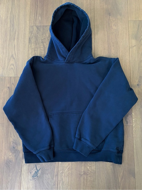 Aritzia Tops - Aritzia Navy Hoodie